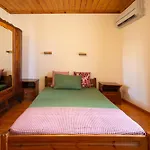 Patrai 3*