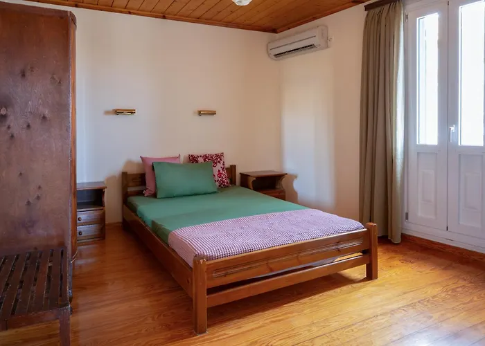 Lägenhetshotell Patrai 3*