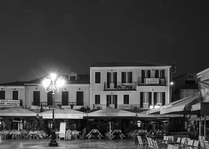 Patrai Aparthotel 3*